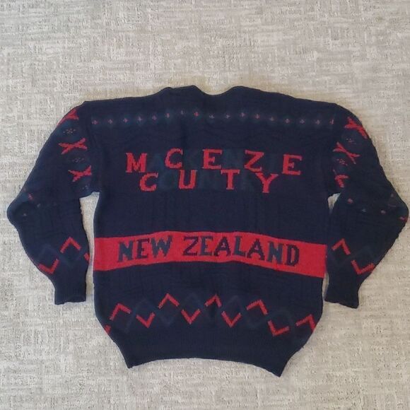 MacKenzie  Country | Rough Wool Sweater - Picture 4 of 7